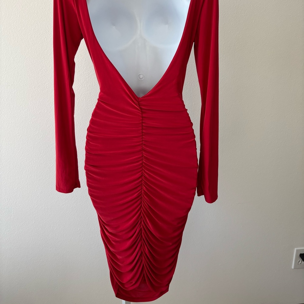 Fashion Nova Dress Medium Red Midi Body Con Backless Ruched Coquette Festival - Picture 7 of 12
